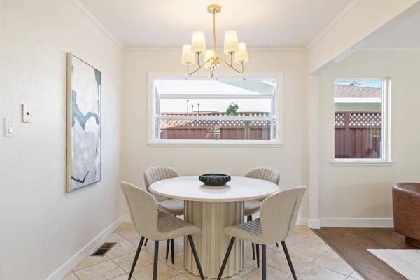4889 Clarendon DR, San Jose, CA 95129