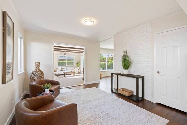 4889 Clarendon DR, San Jose, CA 95129