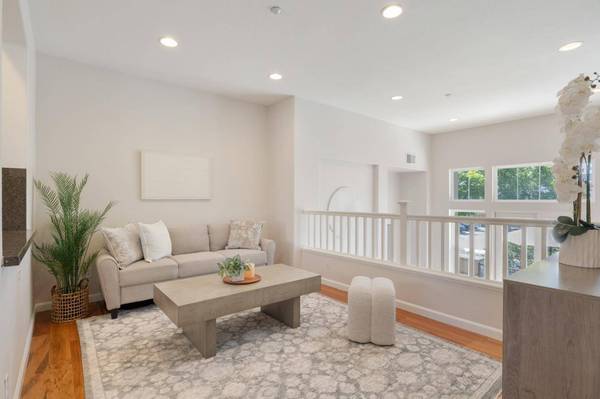 579 Moreland WAY, Santa Clara, CA 95054