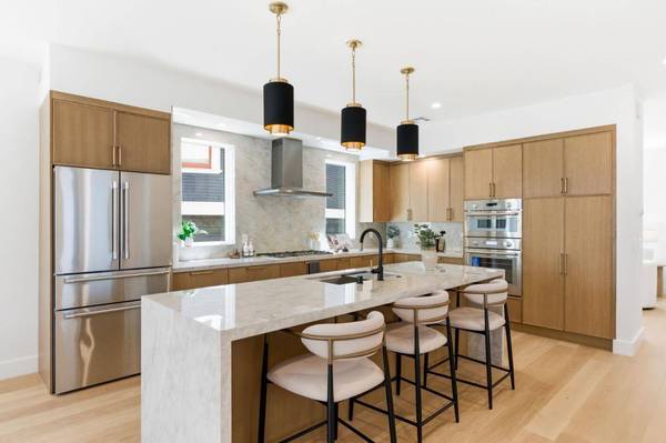 2753 Mathews ST, Berkeley, CA 94702
