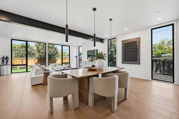11841 Southwood DR, Saratoga, CA 95070