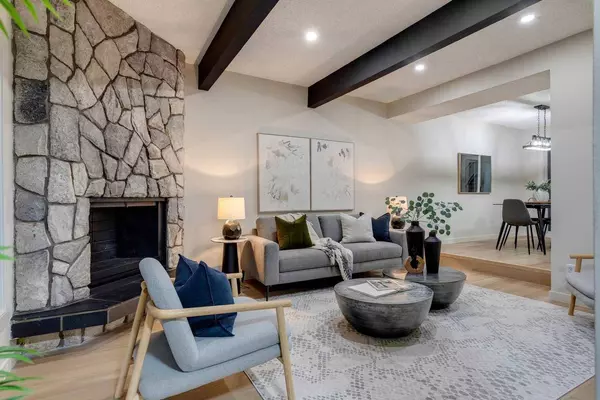 7166 18 ST SE #4, Calgary, AB T2C 1Y9