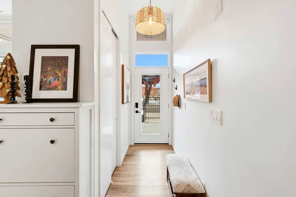 122 Mahogany Centre SE #132, Calgary, AB T3M 2Y1