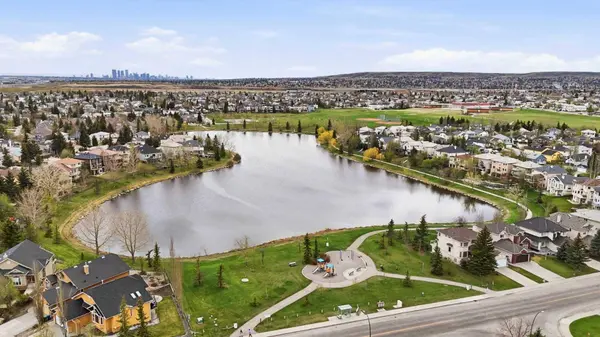 212 Harvest Wood WAY NE, Calgary, AB T3K 3X7