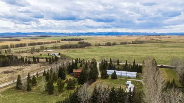 240074 Range Road 32, Rural Rocky View County, AB T3Z 1M3