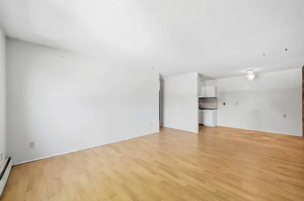 6464 Travois CRES NW #207, Calgary, AB T2K 3S9