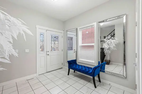 375 Evanston WAY NW, Calgary, AB T3P 0P7