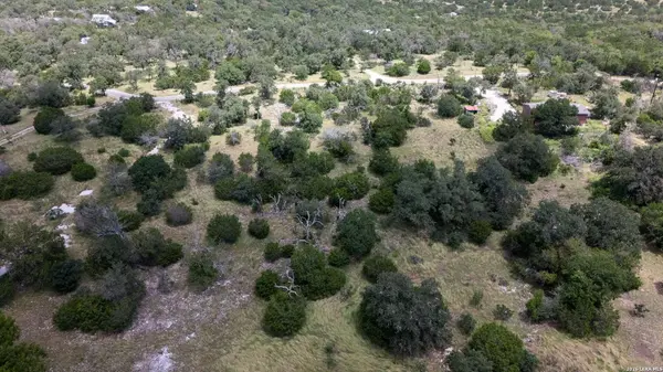 211 SPRING RD, Fredericksburg, TX 78624