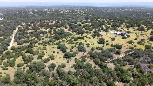 211 SPRING RD, Fredericksburg, TX 78624