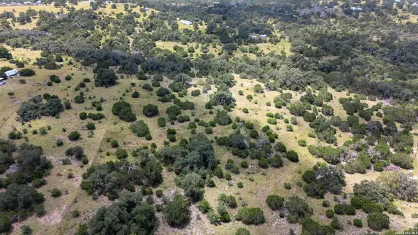 211 SPRING RD, Fredericksburg, TX 78624