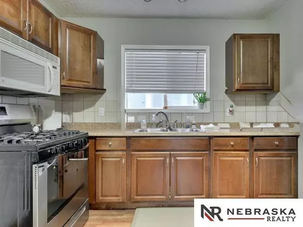 5236 S 20th Street, Omaha, NE 68107