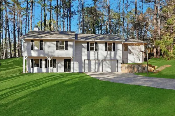 915 Wyntuck DR NW, Kennesaw, GA 30152