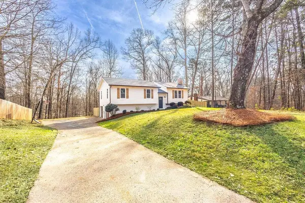 494 Toonigh RD, Woodstock, GA 30188