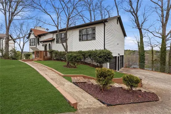 5720 Deerfield PL NW, Kennesaw, GA 30144