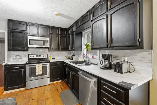 93 Gloster RD SW, Lawrenceville, GA 30044