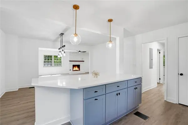 2880 Sherwood RD SE, Smyrna, GA 30082