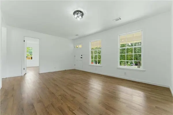 213 Wilbanks CIR, Dallas, GA 30132