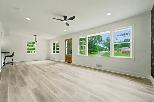2749 Eastfield RD SE, Smyrna, GA 30080