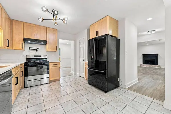 1359 Summit LN NW, Acworth, GA 30102