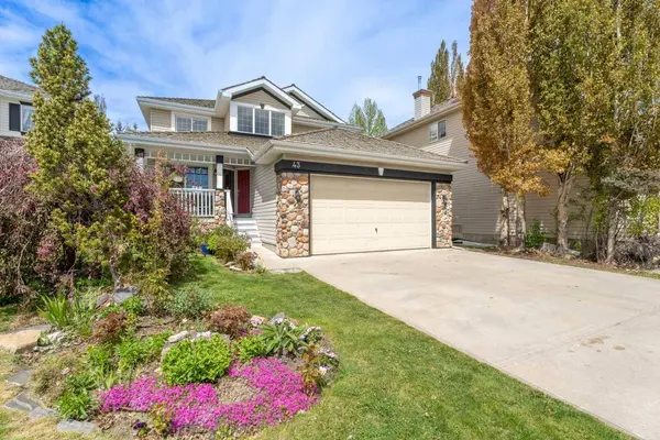 43 Springbank VW SW, Calgary, AB T3H 4J5