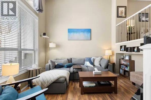 241 Elgin Gardens SE, Calgary, AB T2Z4T6