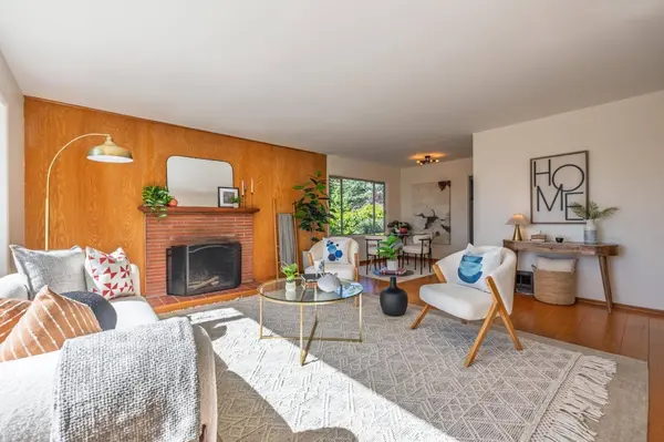 2218 Ewell RD, Belmont, CA 94002