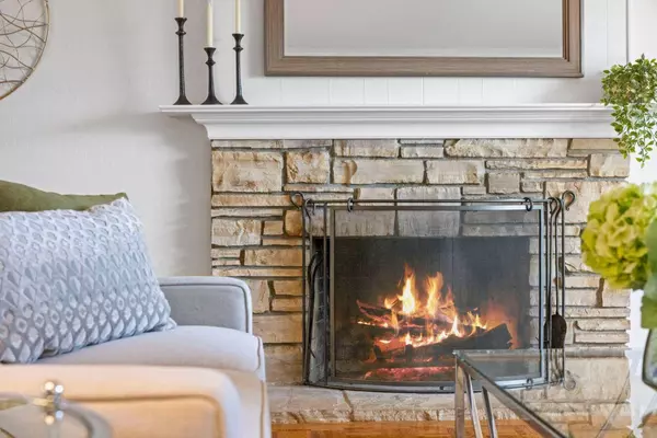 2713 Comstock CIR, Belmont, CA 94002