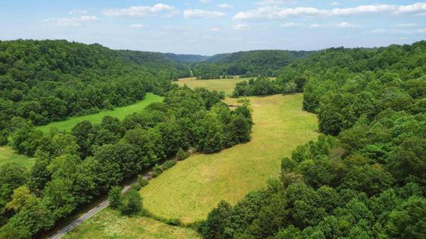 1212 South Fishing Creek Road, Waynesburg, KY 40489