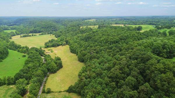 1212 South Fishing Creek Road, Waynesburg, KY 40489