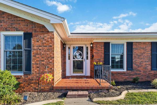 105 Pine Hill Drive, Lancaster, KY 40444