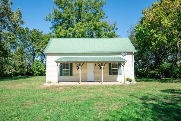 104 Amber Lane, Hustonville, KY 40437