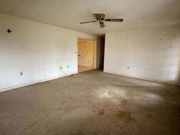 2937 Dripping Springs Road, Crab Orchard, KY 40419