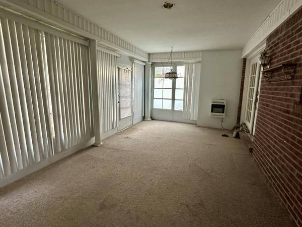 2937 Dripping Springs Road, Crab Orchard, KY 40419