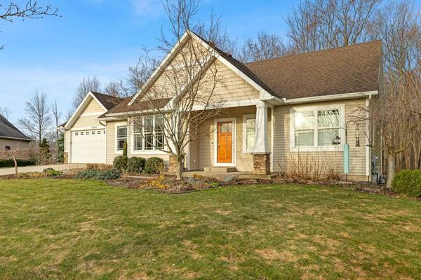 10302 Crabapple Lane, Zeeland, MI 49464