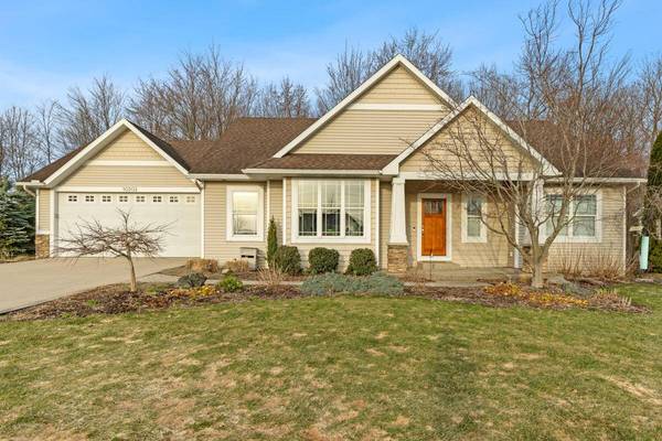 10302 Crabapple Lane, Zeeland, MI 49464