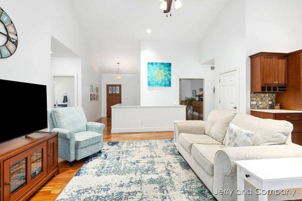 10302 Crabapple Lane, Zeeland, MI 49464