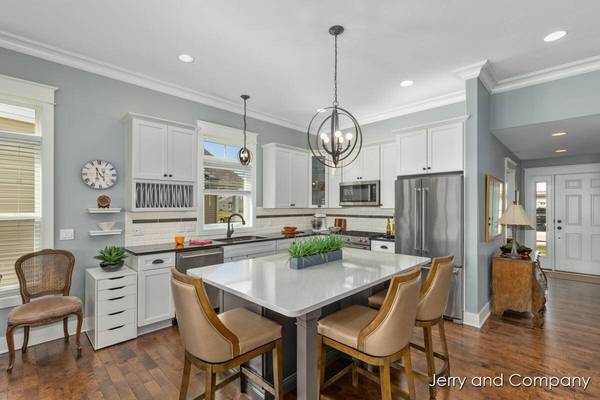 11371 S Lake Drive, Holland, MI 49424