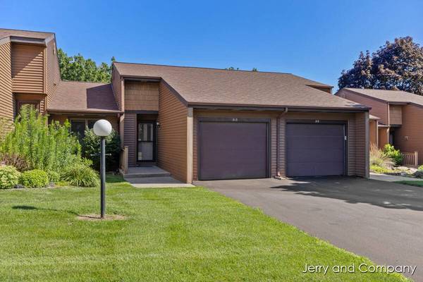 313 Maple Creek Court, Holland, MI 49423