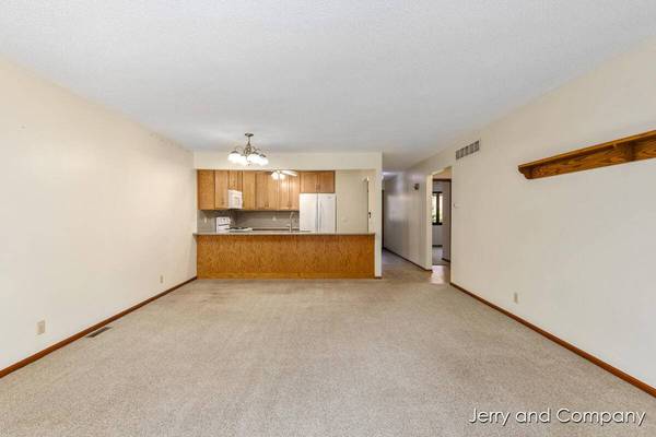 313 Maple Creek Court, Holland, MI 49423