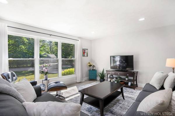 1559 Post Avenue, Holland, MI 49424