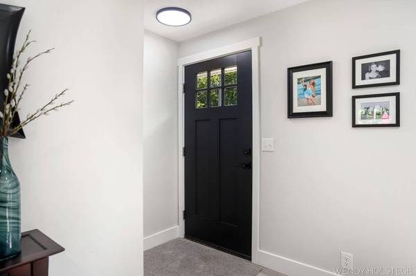 1559 Post Avenue, Holland, MI 49424