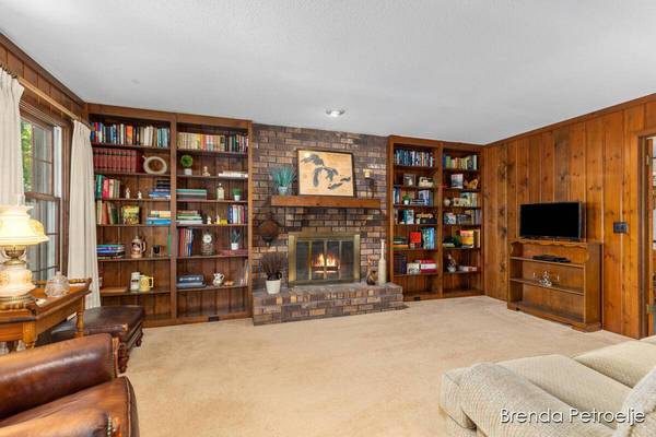 3681 N 160th Avenue, Holland, MI 49424