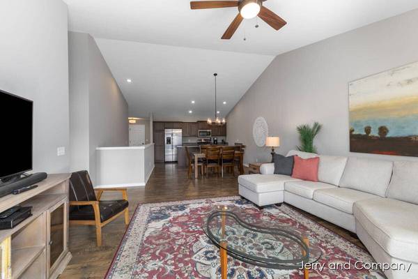 13648 Legends View Court, Holland, MI 49424