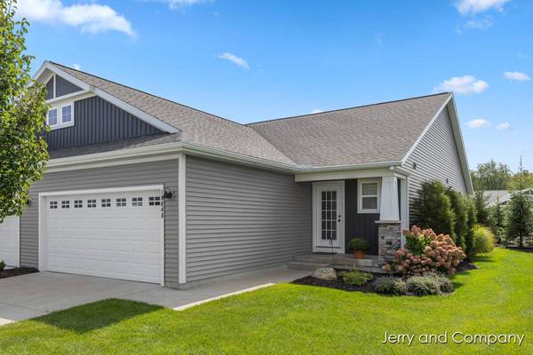 13648 Legends View Court, Holland, MI 49424