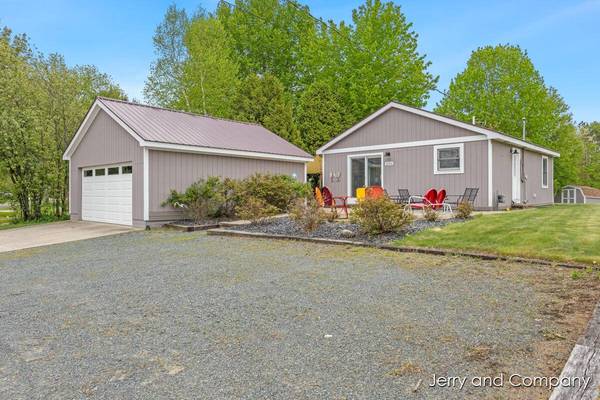 2058 N White Birch Drive, Mears, MI 49436