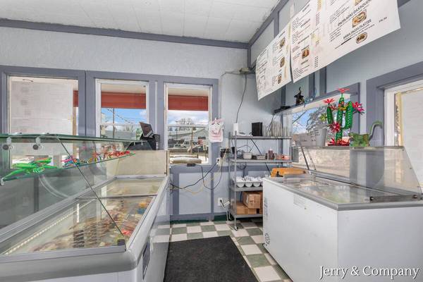 517 Butternut Drive, Holland, MI 49424