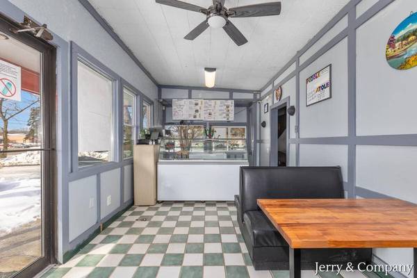 517 Butternut Drive, Holland, MI 49424