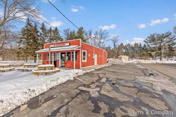 517 Butternut Drive, Holland, MI 49424