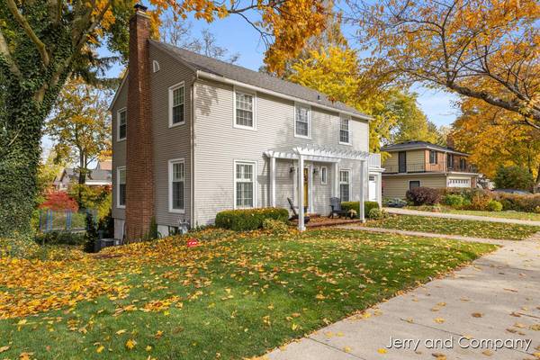 15 W 25th Street, Holland, MI 49423