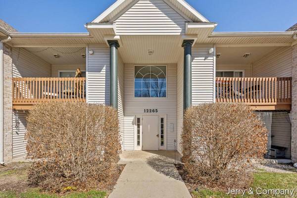 12265 S Crystal Waters Drive #2, Holland, MI 49424